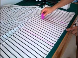 Instructions for cutting men's t-shirts, collared, open-neck, simple and easy to sew - part 1 (Cu...